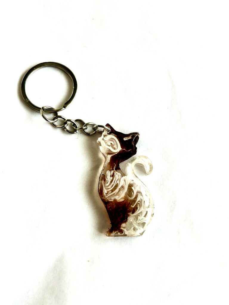 UV resin cat keyring handmade tutorial