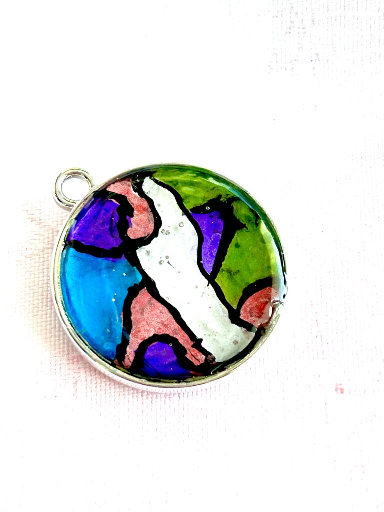 using open back bezels, decorating resin with colourful pens